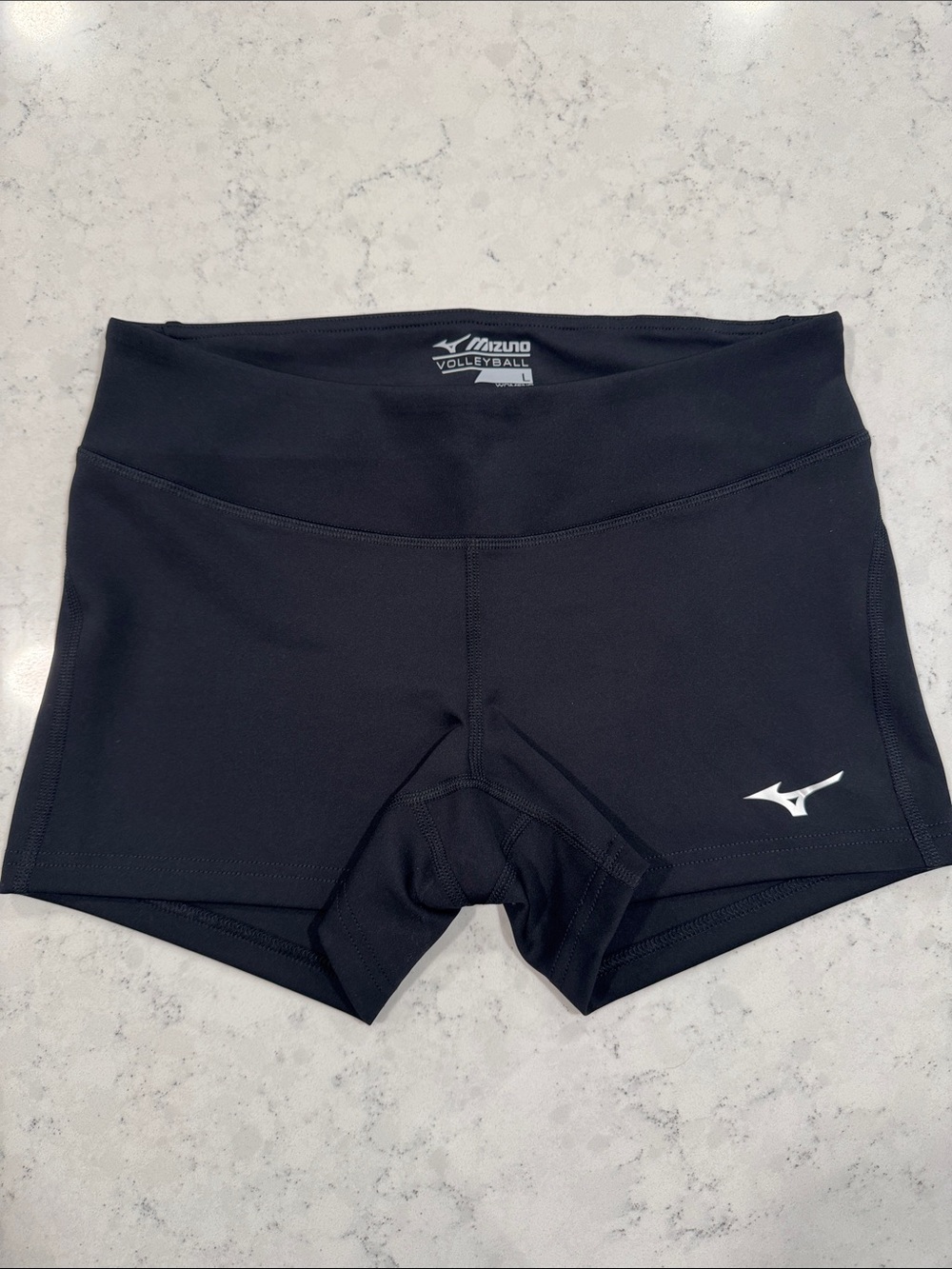NWT Mizuno Women's L Volleyball Spandex 3.5" Inseam Victory Compression Shorts